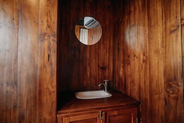 Master Cabin_Wastafel
